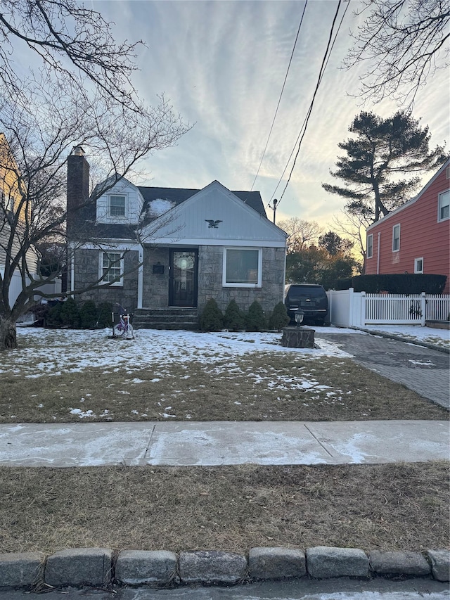 view of front of house