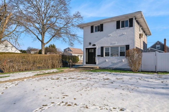 view of front of house