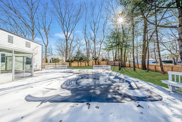 view of yard featuring a patio