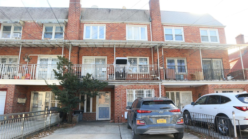 view of townhome / multi-family property