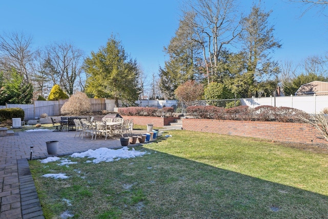 view of yard with a patio area