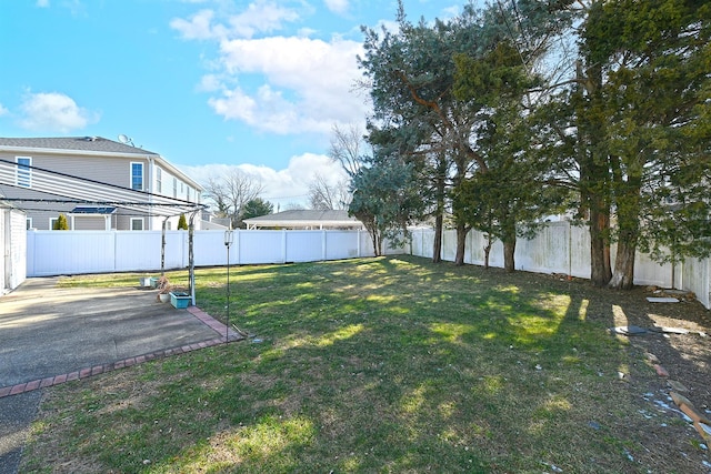 view of yard with a patio area