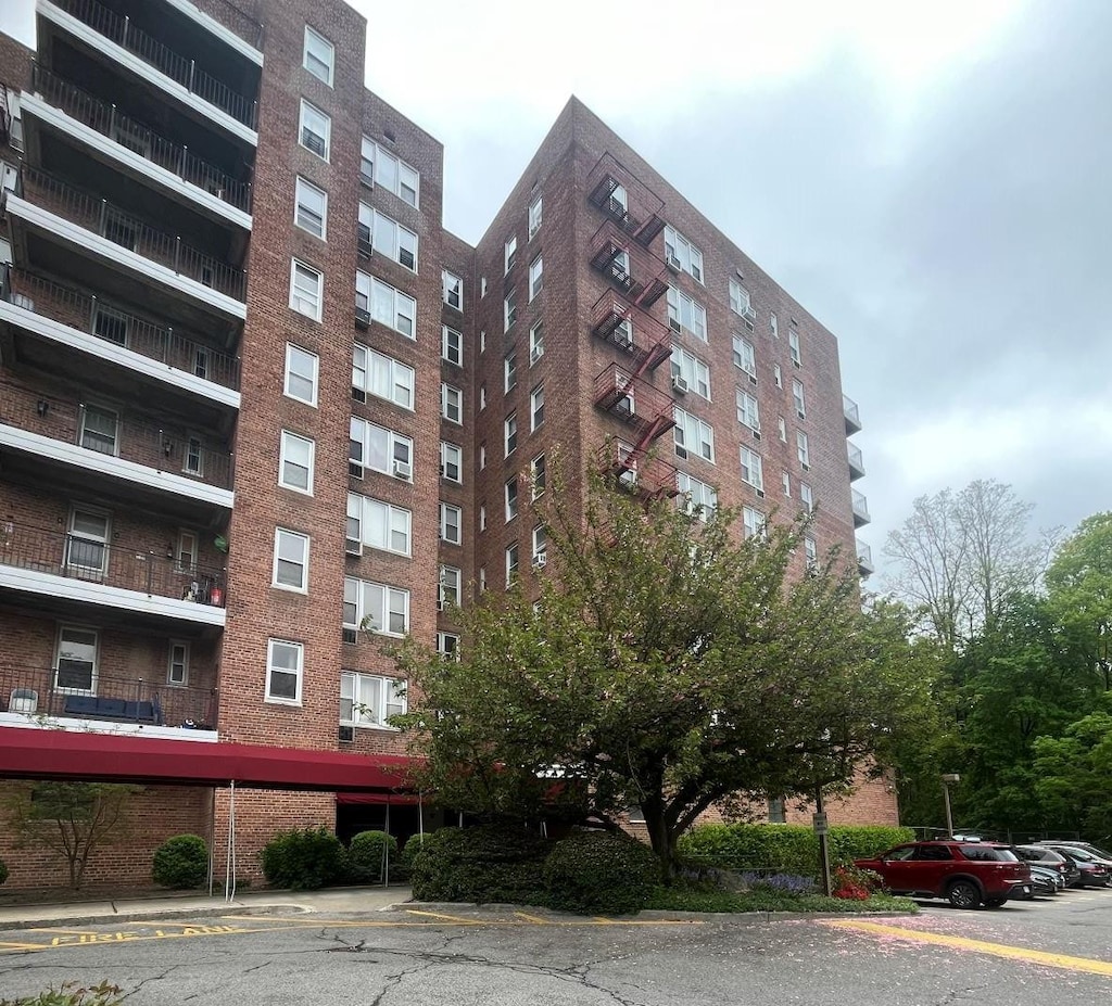 view of building exterior