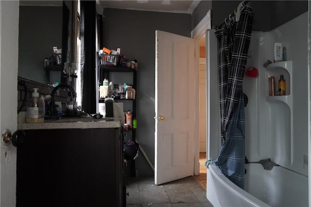 utility room with sink