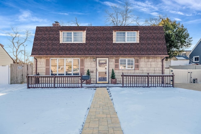 view of front facade featuring covered porch