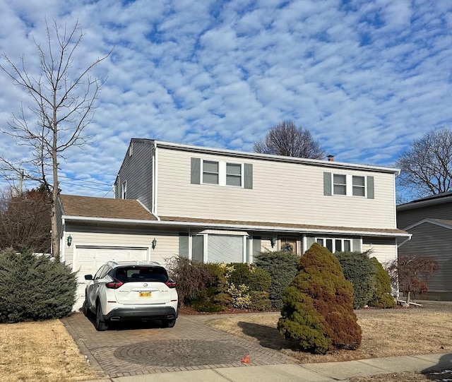 view of front of house featuring a garage