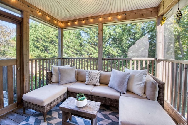 view of sunroom / solarium