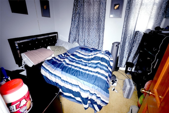 bedroom featuring carpet floors