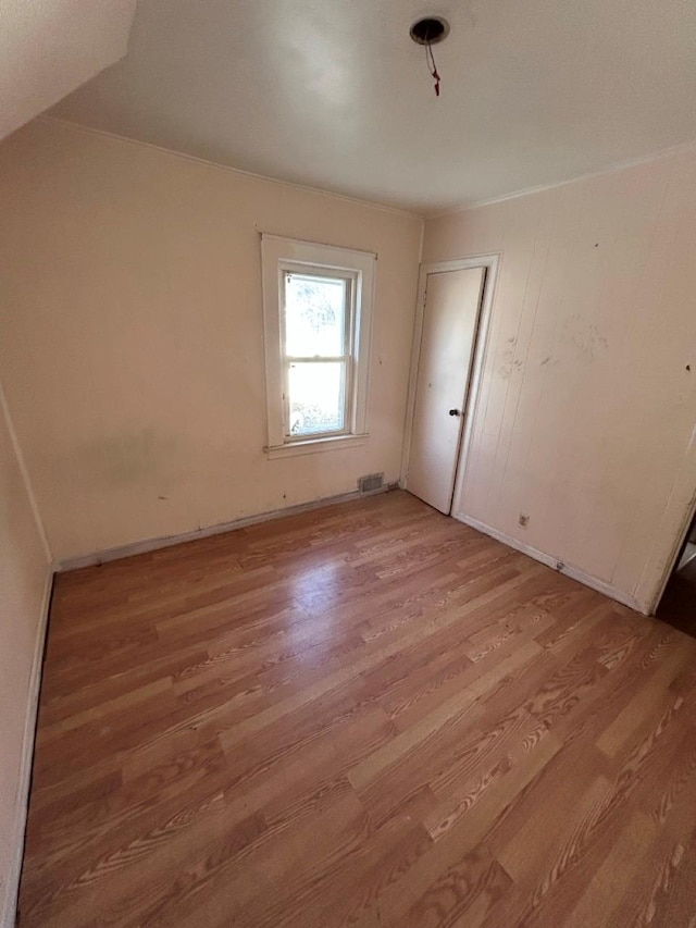 unfurnished bedroom featuring light hardwood / wood-style floors