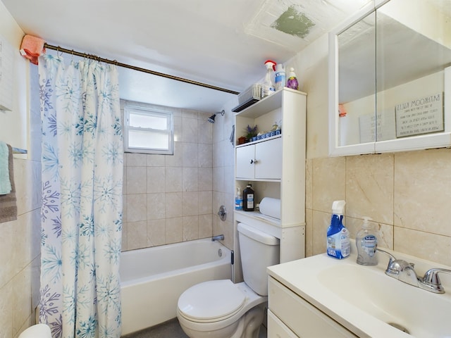 full bathroom with tile walls, backsplash, vanity, shower / bath combination with curtain, and toilet