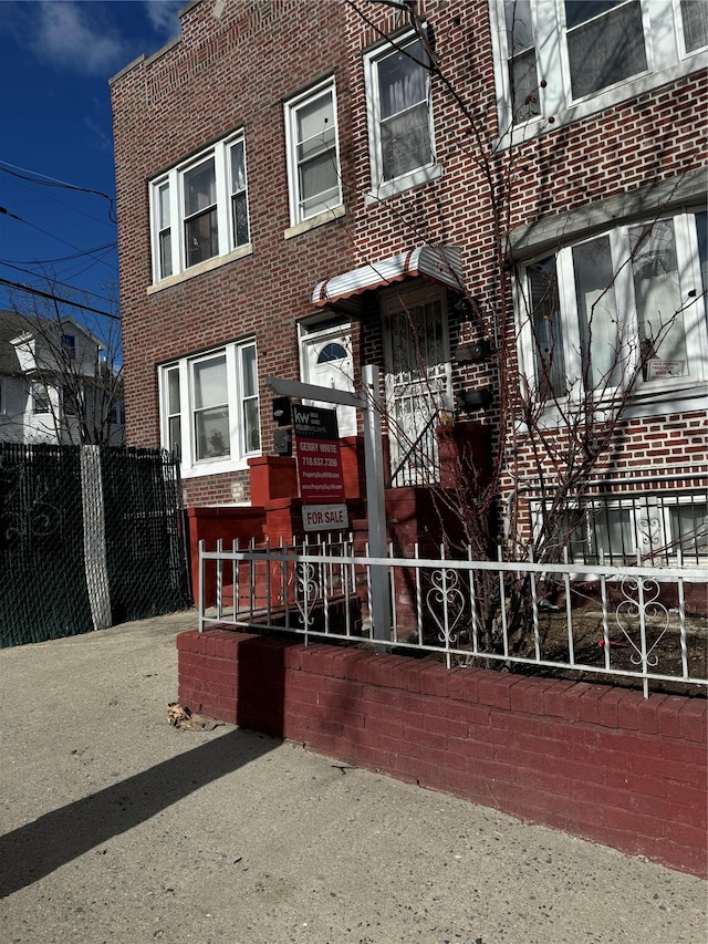 view of townhome / multi-family property