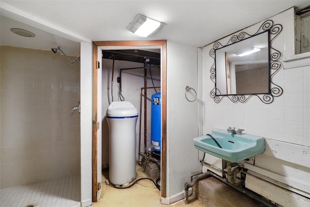 utility room featuring sink