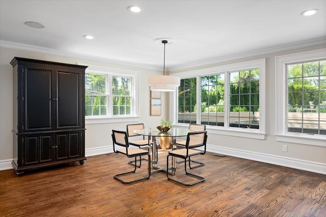 4 Clover Pl, New Rochelle, NY 10805 - dining room with baseboards, dark wood-style floors, crown molding, and recessed lighting