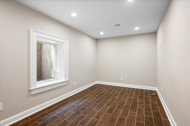4 Clover Pl, New Rochelle, NY 10805 - spare room with dark wood-type flooring, baseboards, and recessed lighting
