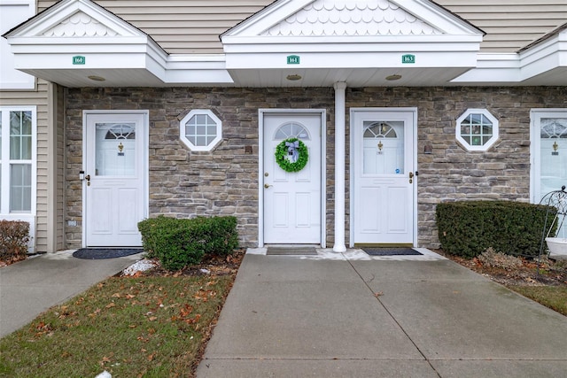 view of property entrance