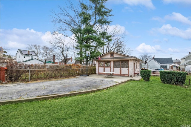 view of yard with a patio area