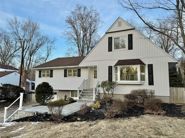 view of front of property