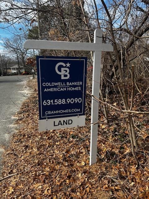 Listing photo 2 for LOT33 Hollywood Ave, Selden NY 11784