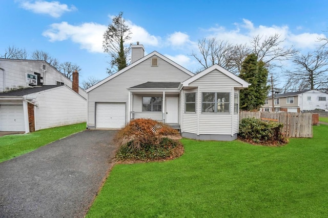 view of front of home featuring a front lawn