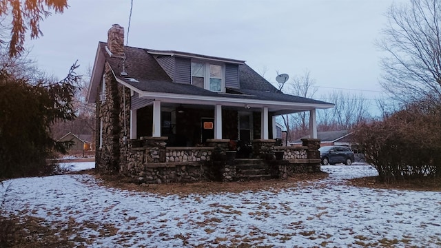 view of front of property with covered porch