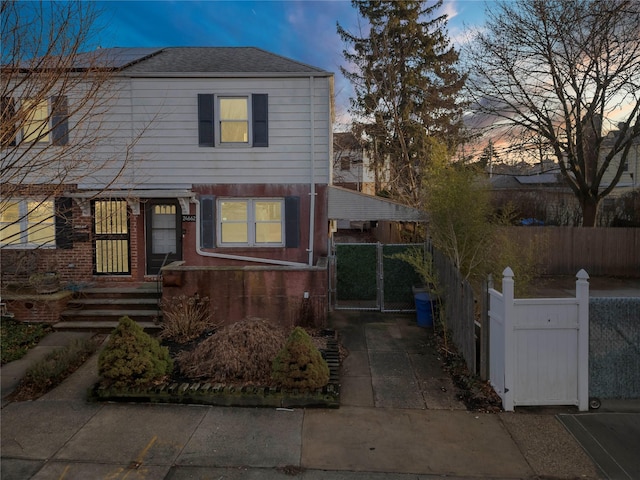 view of front of home