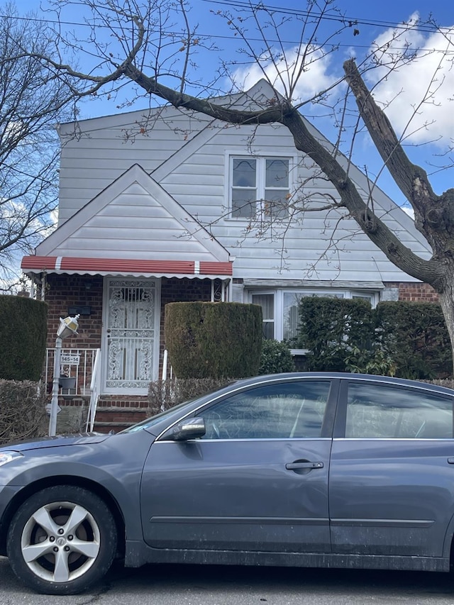 view of front of home