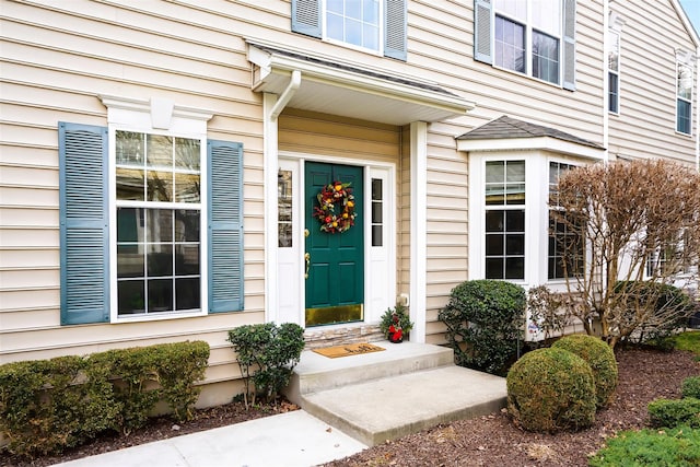 view of property entrance