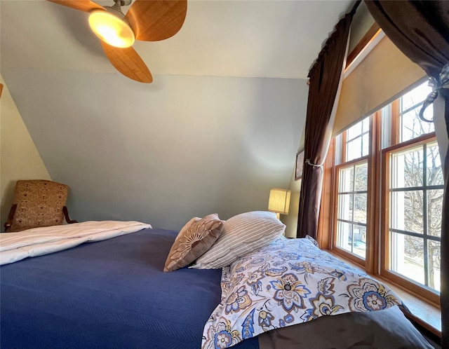 bedroom featuring ceiling fan