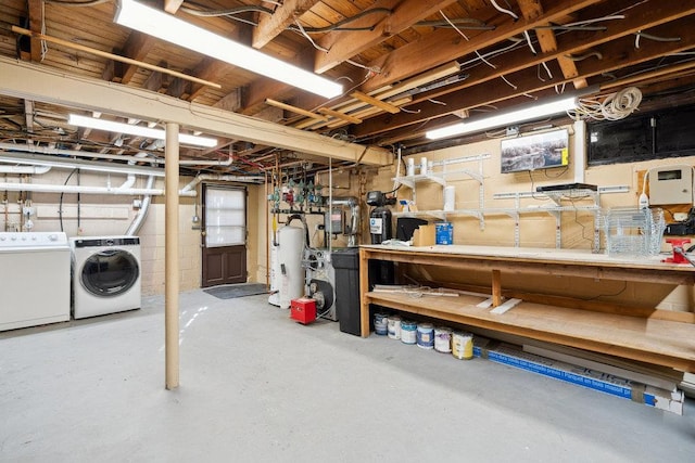 basement featuring independent washer and dryer