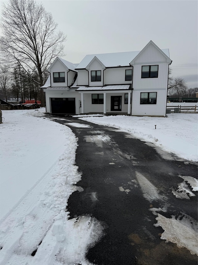 view of front of house featuring a garage