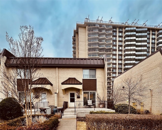 view of building exterior