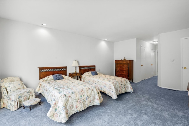 bedroom with baseboards, a closet, carpet, and recessed lighting