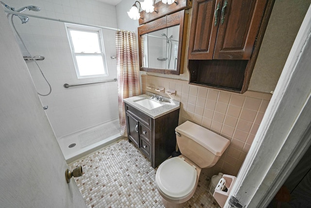 bathroom featuring toilet, a shower with curtain, tile walls, vanity, and decorative backsplash