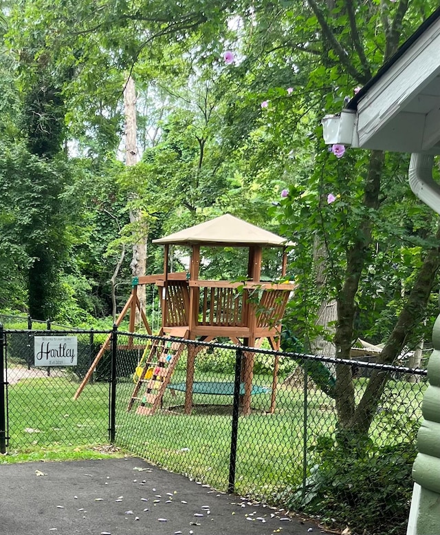 view of play area featuring a yard