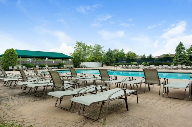 pool with fence