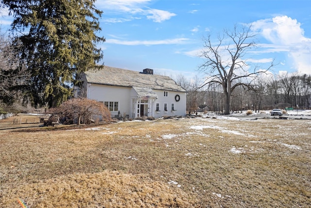 exterior space with a yard