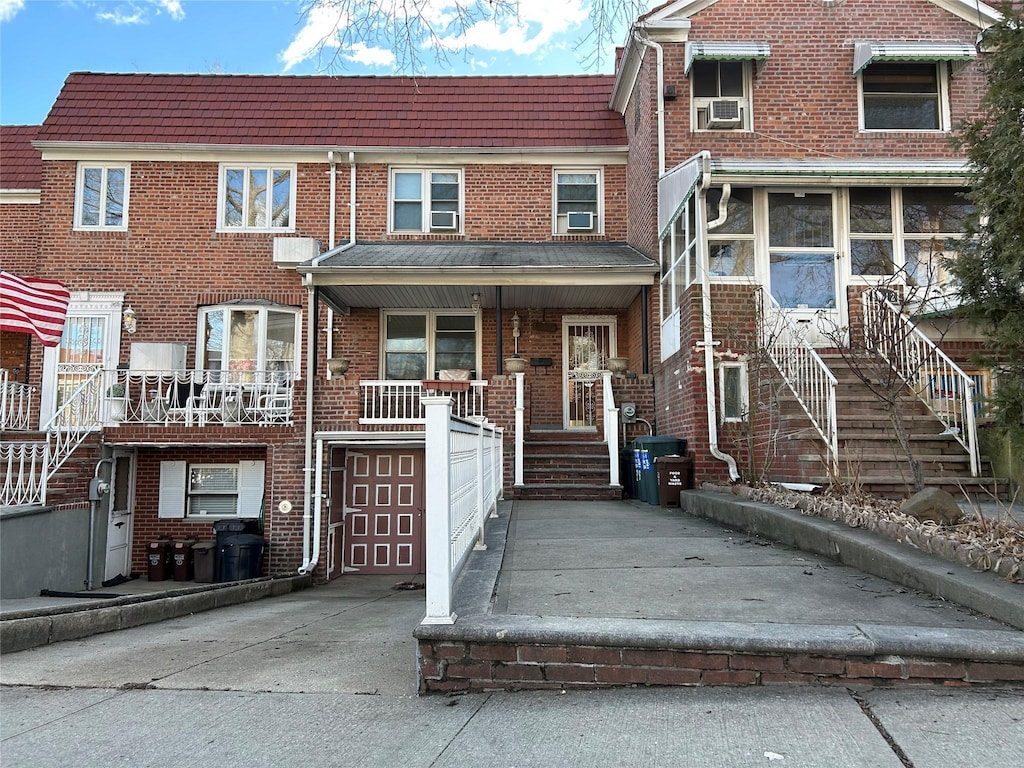 8414 Eliot Ave, Middle Village, NY 11379 - photo 1