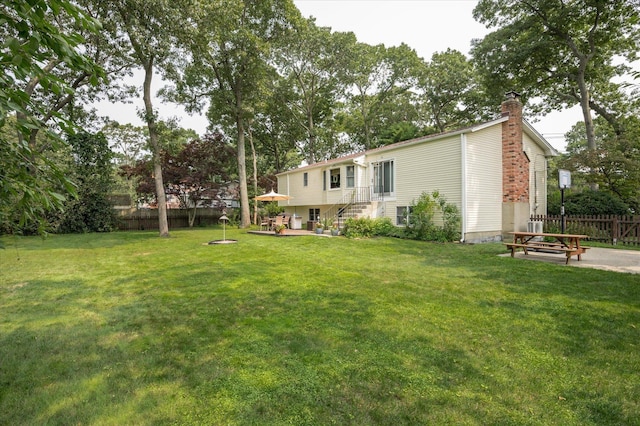 view of yard with a patio