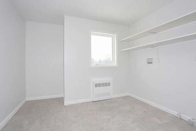 washroom with laundry area, visible vents, hookup for a washing machine, and baseboards