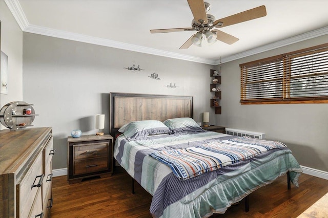 bedroom featuring crown molding, dark hardwood / wood-style floors, and ceiling fan