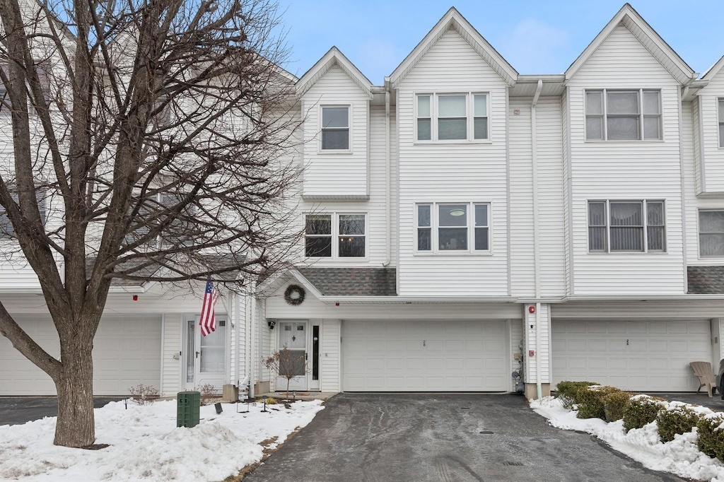 multi unit property with a garage