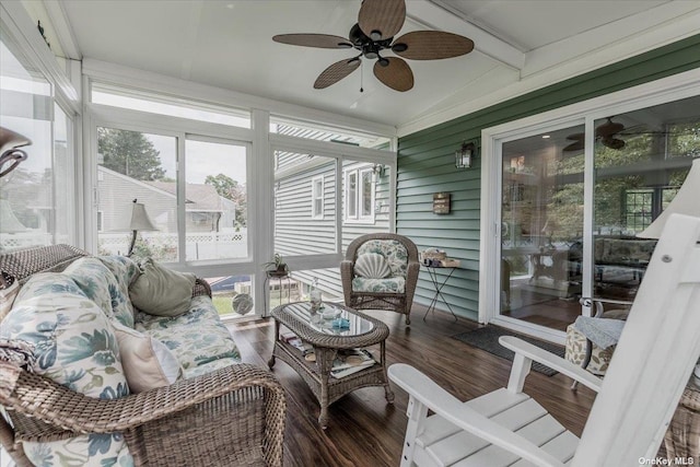 sunroom / solarium with ceiling fan