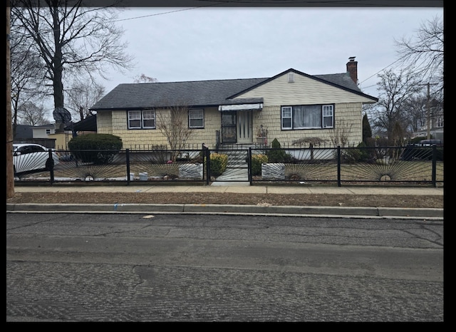 view of front of house