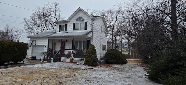 view of front of house featuring a porch