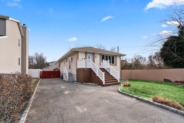 view of front of house with a front yard