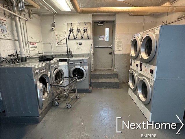 clothes washing area featuring independent washer and dryer and stacked washer / drying machine