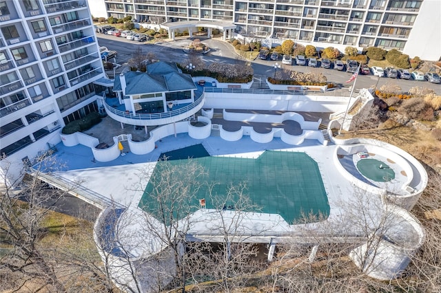 view of swimming pool