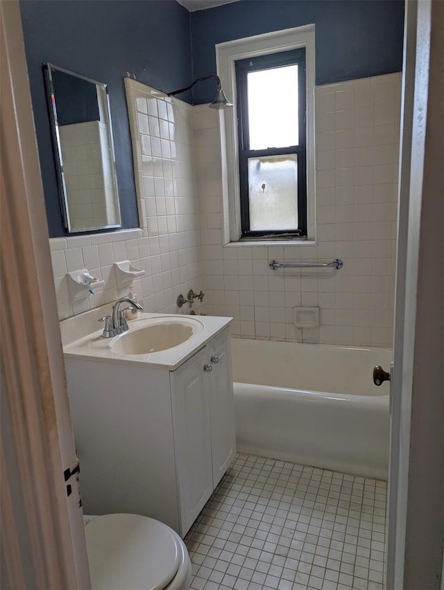 72-34 Austin St Unit D4, Forest Hills, NY 11375 - full bathroom featuring tile patterned flooring, vanity, and shower / washtub combination