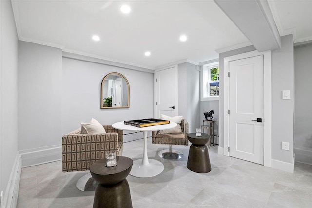 8 Fairway Pl, Cold Spring Harbor, NY 11724 - living area with ornamental molding and recessed lighting