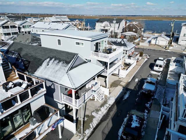 bird's eye view with a water view